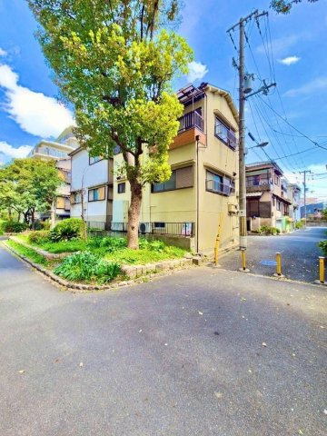 鶴見区徳庵１丁目中古戸建の前面道路含む現地写真