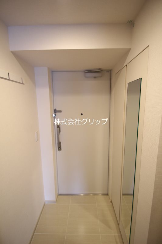 ドゥーエ横濱鶴見の玄関