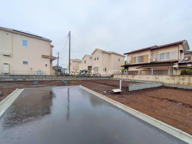 入間市寺竹・全4区画　建築条件なし土地　3区画の前面道路含む現地写真|現地写真　2025年5月6日撮影