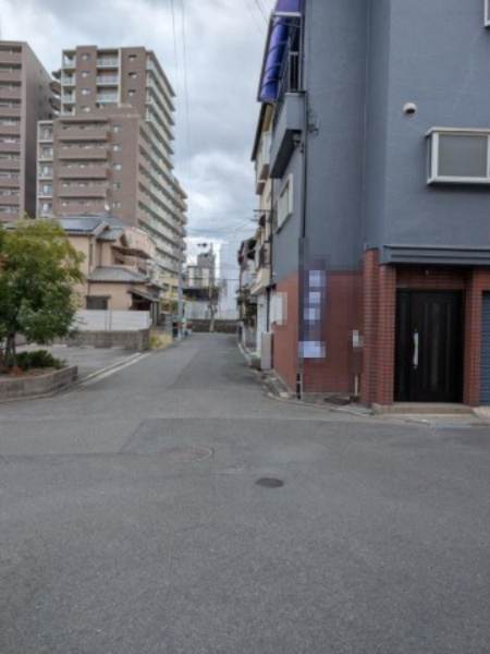 豊里町　中古一戸建ての前面道路含む現地写真|■物件内覧・資金計画相談・住宅ローン相談、リフォーム相談、お問合せ受付中■
※当日・翌日のご内覧、ご相談はお電話でのお問合せがスムーズです！