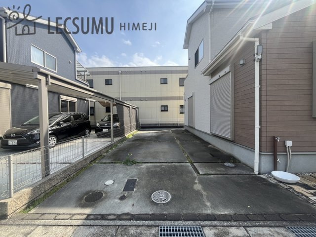 姫路市網干区田井／中古戸建の駐車場
