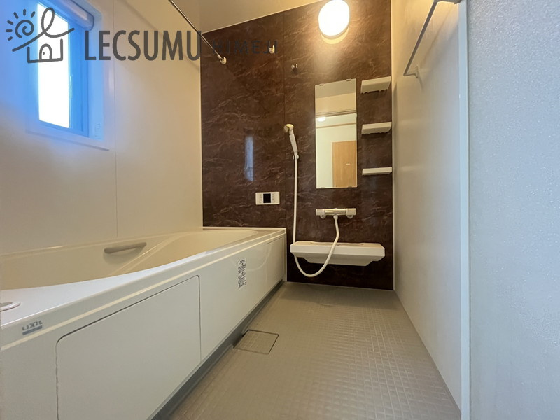 姫路市網干区田井／中古戸建の浴室