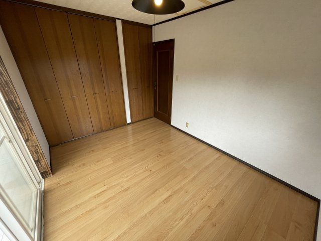 浅見邸　細草の洋室