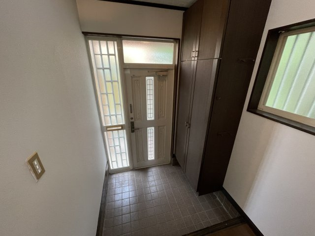 浅見邸　細草の玄関