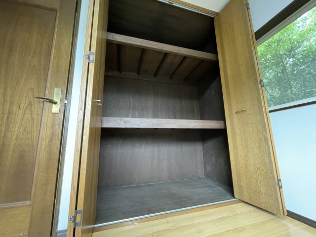 浅見邸　細草の収納