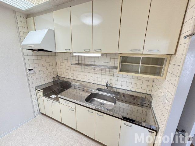 泉北城山台２丁21号棟の居間・リビング