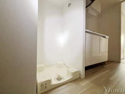 【設備】 | プレサンス大須観音ディオ | 洗濯機置き場です