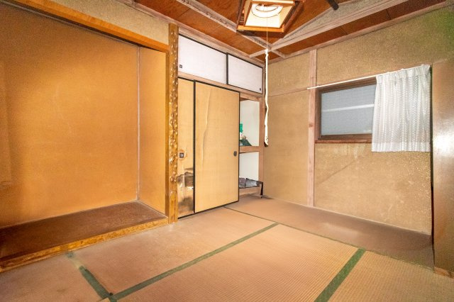 足利市高松町の中古一戸建の和室