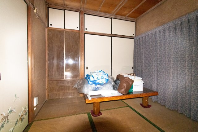 足利市高松町の中古一戸建の和室