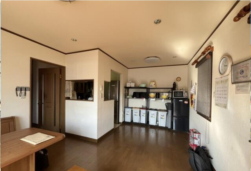 【中古戸建】伊勢崎市宮子町の居間・リビング|■リビング