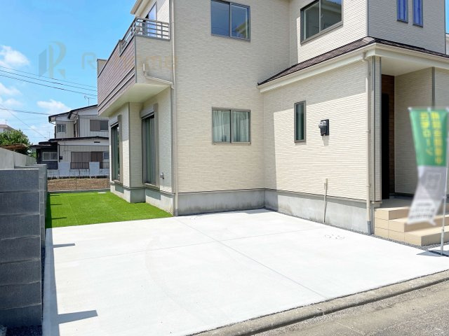 水戸市大塚町3期　新築戸建て　B号棟の駐車場|カースペースは2台お停めいただけます♪