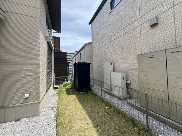 大和ハウス施工の大和にある大和なでしこ物件【大和市下鶴間】中古戸建の庭|お庭でゆったりと過ごせます