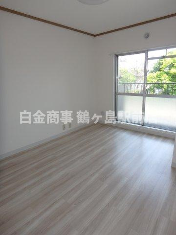 グリーンハイツ鶴ヶ島の洋室