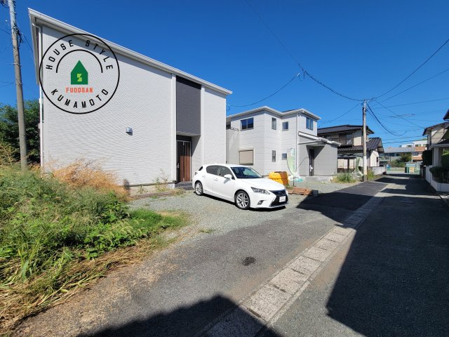 熊本市中央区帯山4丁目第15-2棟（1号棟）の前面道路含む現地写真|見学の時間などお気軽にお問い合わせ下さい。