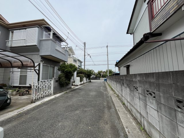 【前面道路含む現地写真】 | 熊谷市押切　中古戸建