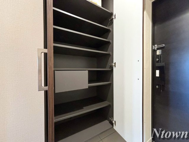 【収納】 | プレサンス　グラン　栄　THE　TOWER | こまごまとしたものを収納できそうですね