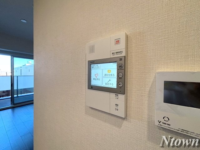 【セキュリティ】 | プレサンス　グラン　栄　THE　TOWER | モニター付きインターホンです。