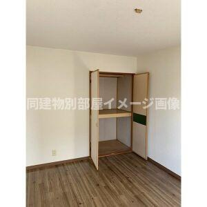 サンハイツ藤山台B棟の収納