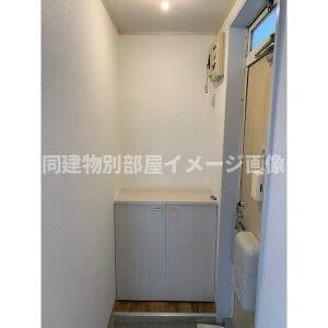 サンハイツ藤山台B棟の玄関