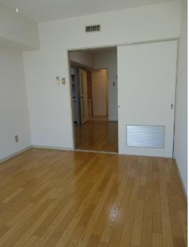 【洋室】 | サンビューハイツ外苑