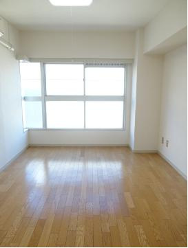 【居間・リビング】 | サンビューハイツ外苑