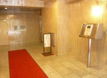 【エントランス】 | サンビューハイツ外苑