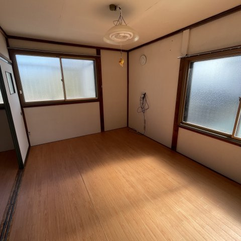 舟見町２丁目５－１５の内装