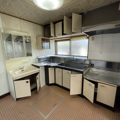 舟見町２丁目５－１５のキッチン