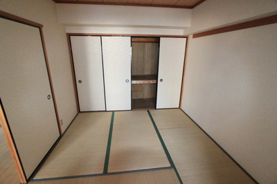 【寝室】 | ランプリ築山