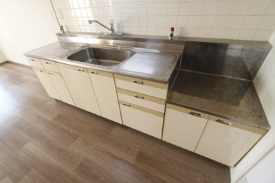 【キッチン】 | ランプリ築山