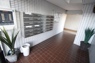 【エントランス】 | ランプリ築山