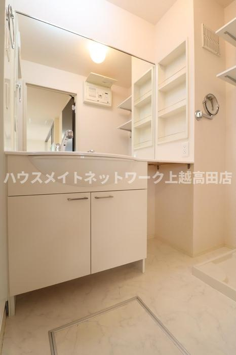 メゾン ド オランジュの独立洗面台|洗髪洗面化粧台