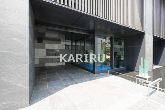 ジオタワー新町のエントランス