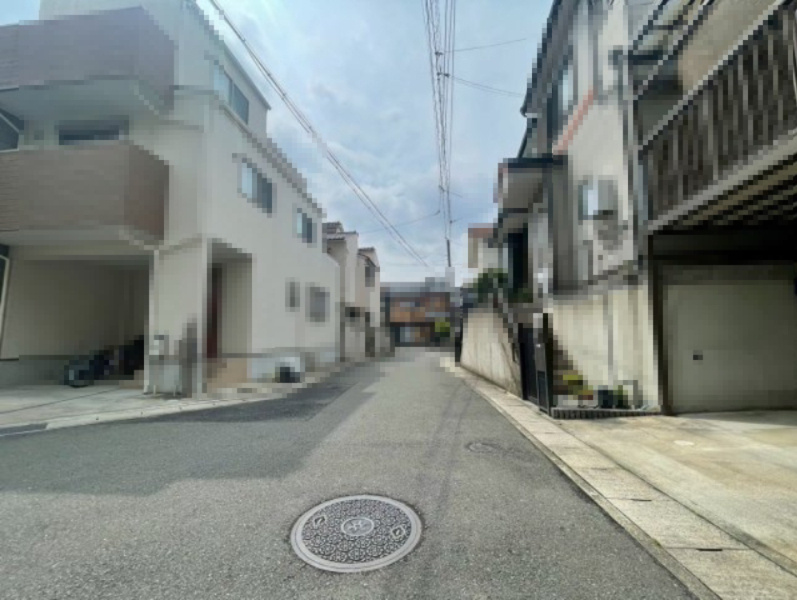 【商談中】京都市西京区大原野上里南ノ町の前面道路含む現地写真|前道幅員約5.1ｍ