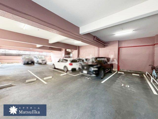 GSハイム江坂の駐車場|駐車スペースもあります