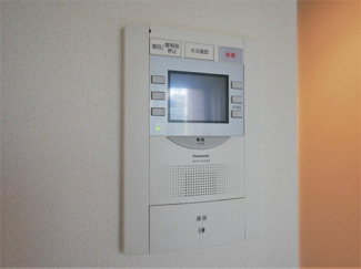 【セキュリティ】 | ララプレイス新大阪シエスタ | モニター付きインターフォンです