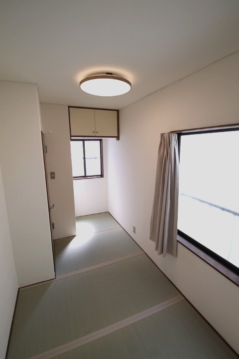 ２階は和室＆お風呂＆洗面台です。