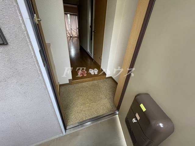 ＮＫＡビルの玄関