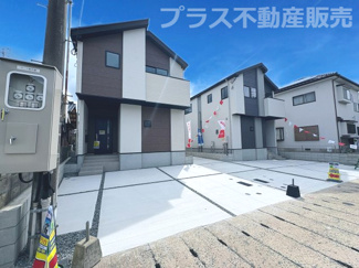 【外観】 | 現地写真。プラス不動産販売なら、現場の全ての棟をまとめてご見学頂けます。