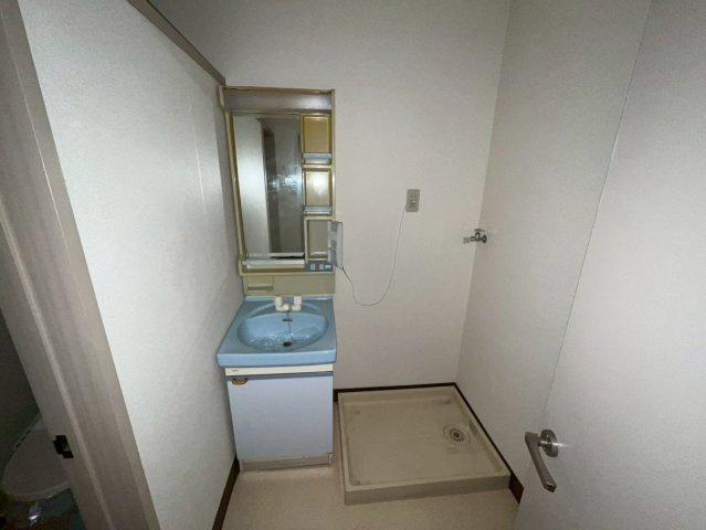 メゾン・ディオールの玄関