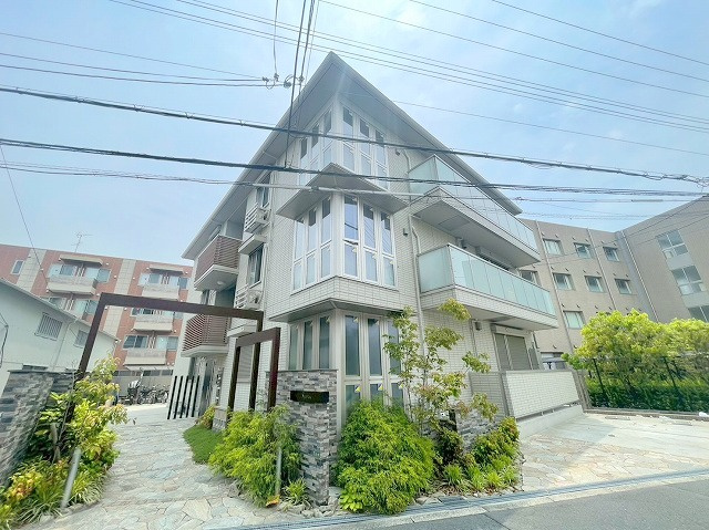 D-room sunriseの外観