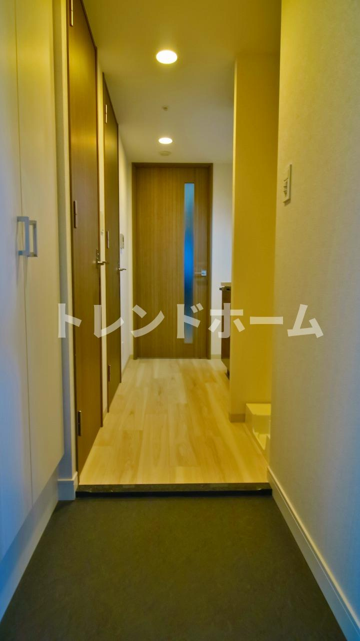 ファステート難波グランプリの玄関|選べる家電プランあり！！