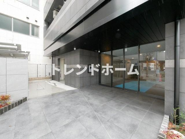 エステムコート大阪福島Ⅱレイヤーのエントランス|選べる家電プランあり！！