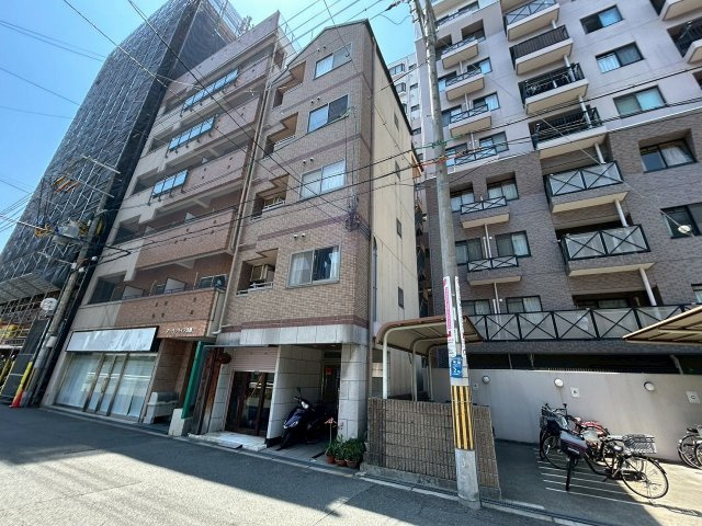 ラフィーネ淡路の外観