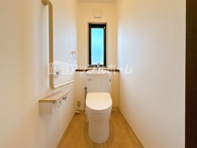 【中古住宅】熊谷市妻沼東4丁目　セキスイハウス施工の住宅のトイレ