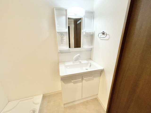 ダイアパレス枚方山田池公園の独立洗面台|独立洗面台で身支度をすべて済ませてしまいましょう