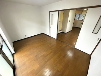 【居間・リビング】