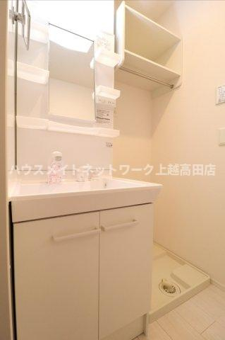 メゾン ド ポムの独立洗面台|洗髪洗面化粧台