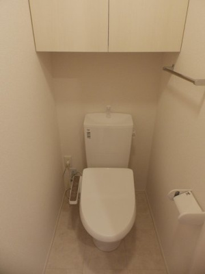 【トイレ】 | リヴィエール中央　1LDKBT