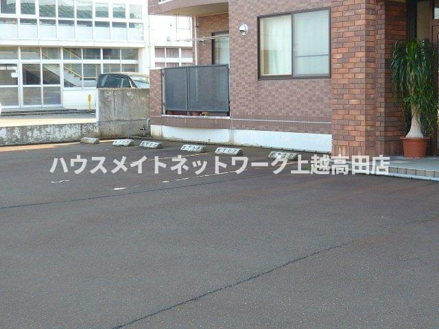 マンションバンブーの駐車場|駐車場